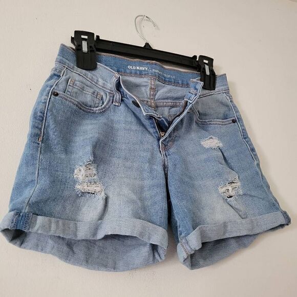 Old Navy Curvy Cuffed Shorts 0 - Picture 3 of 5